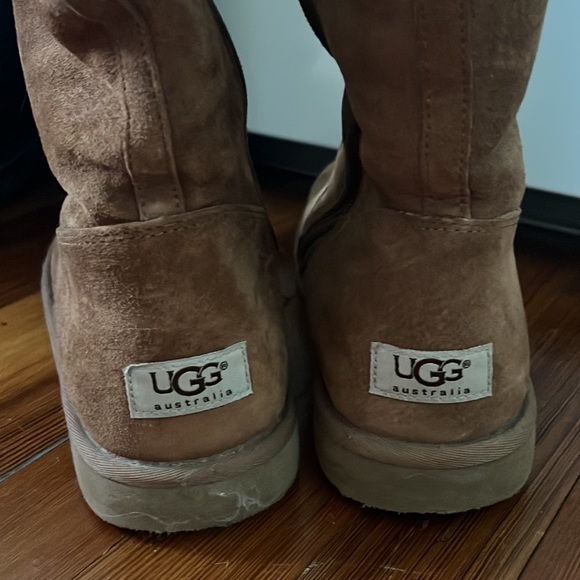 Ugg boots - Picture 3 of 3